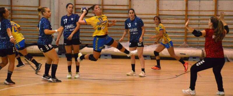 Momento del partido de este viernes en Elche/TA.